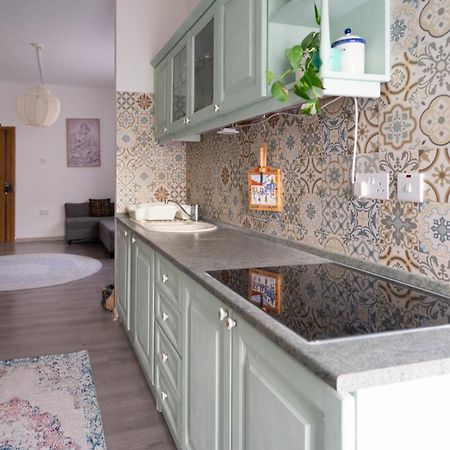 Penthouse By The Sea Apartment Слима Екстериор снимка